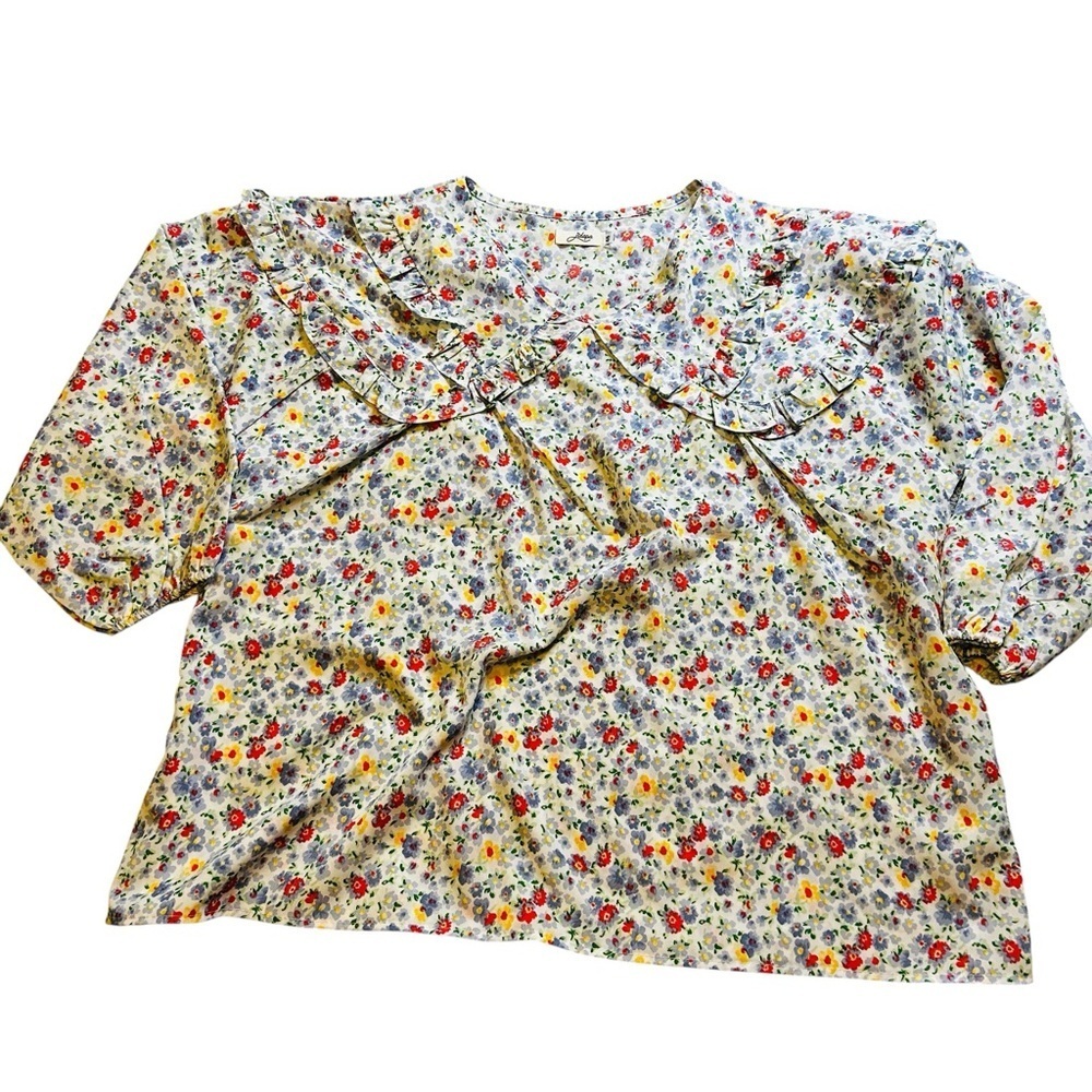 Chic Floral Women's Blouse